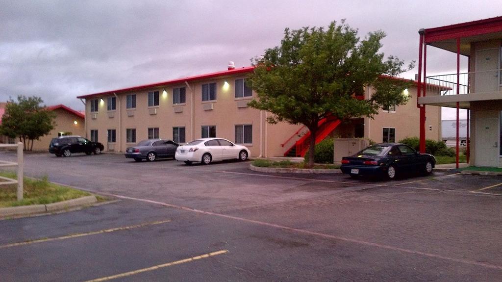 Knights Inn Amarillo Buitenkant foto